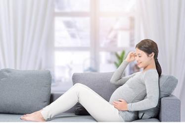 新生儿吃奶时肚子咕噜咕噜响怎么回事4
